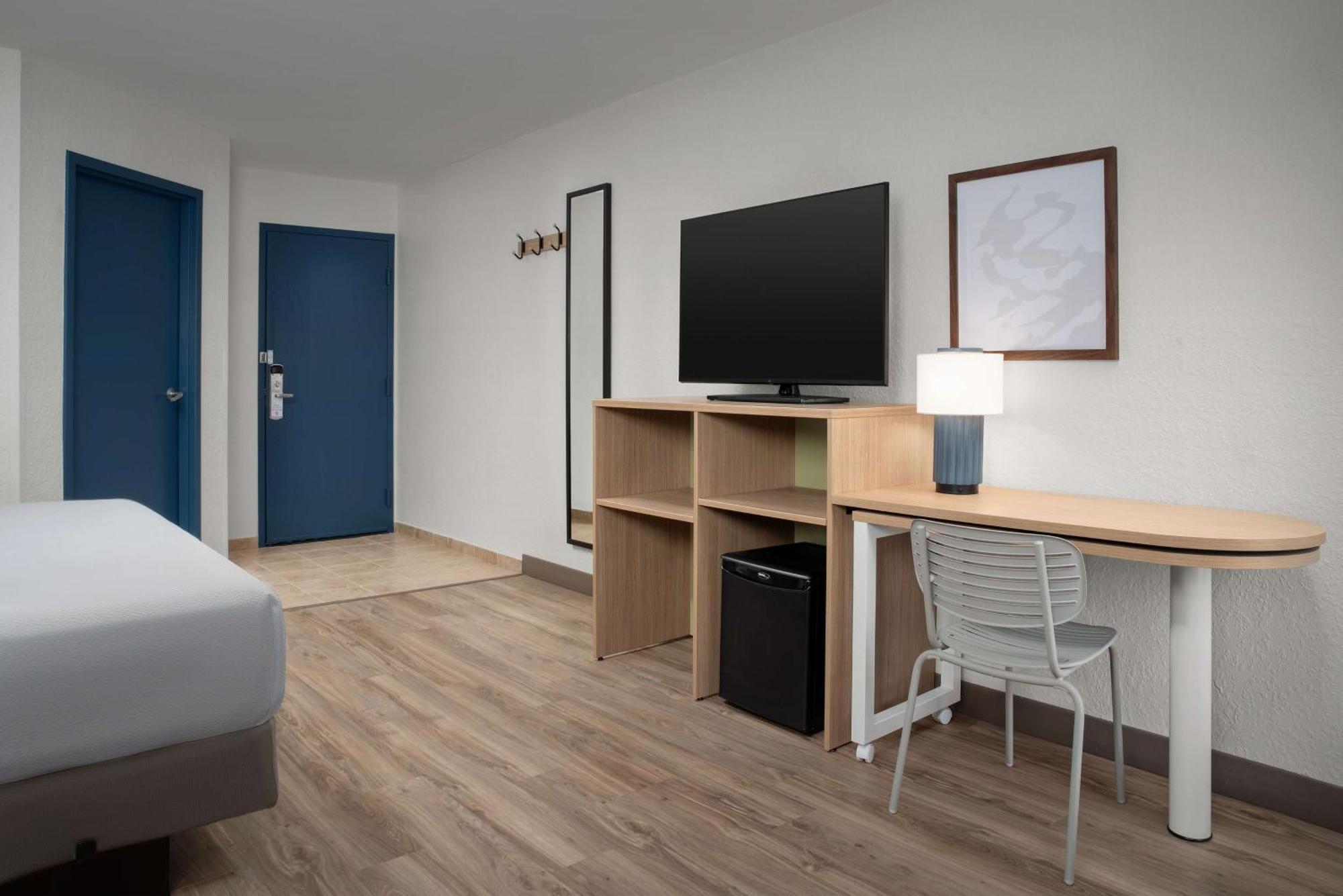 Spark By Hilton Tampa Brandon Heartland Екстериор снимка