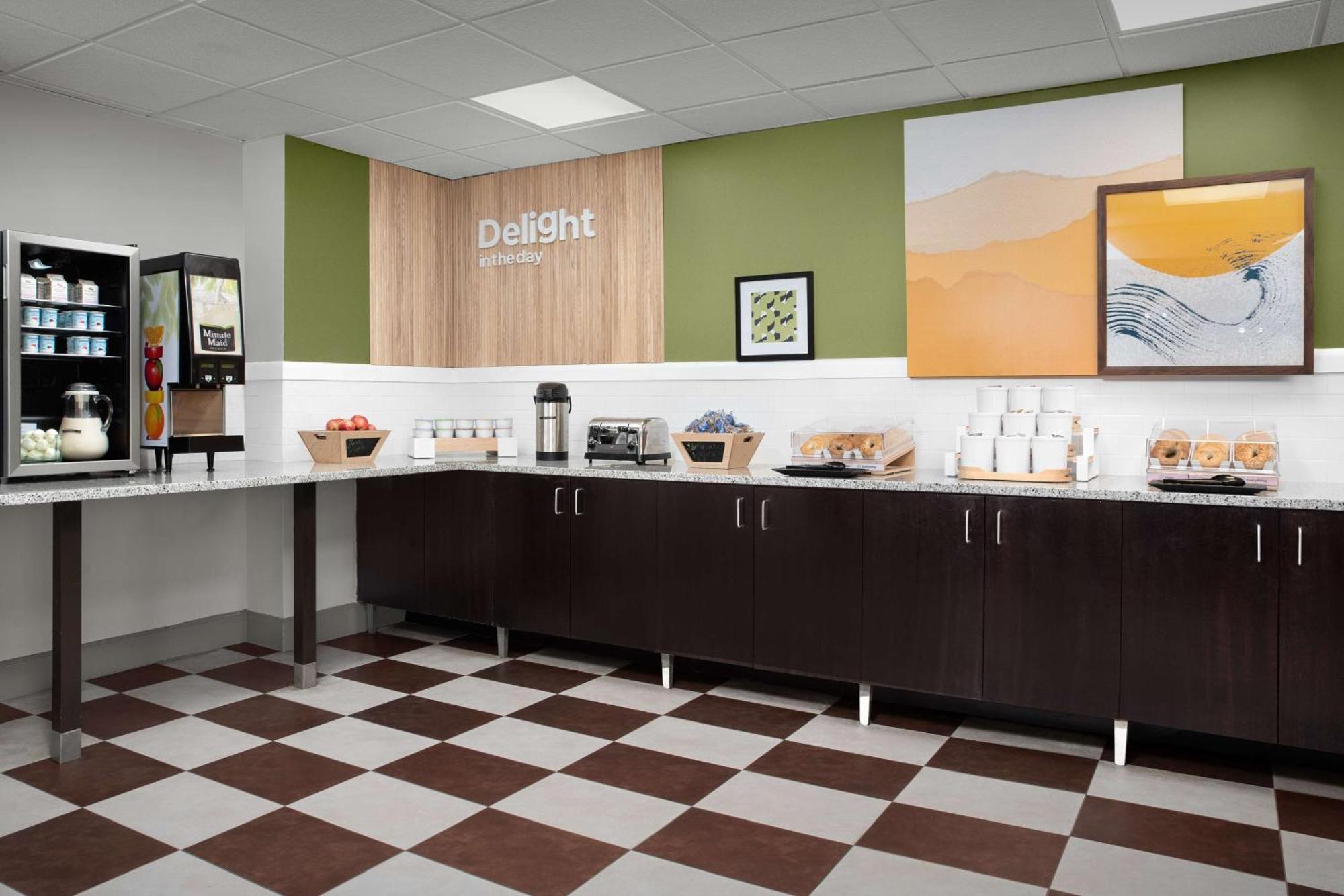 Spark By Hilton Tampa Brandon Heartland Екстериор снимка
