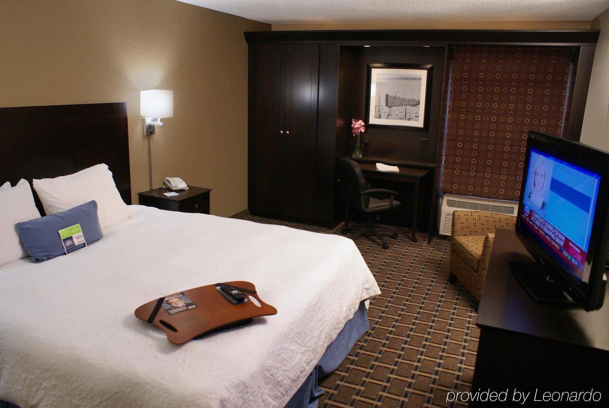 Spark By Hilton Tampa Brandon Heartland Стая снимка